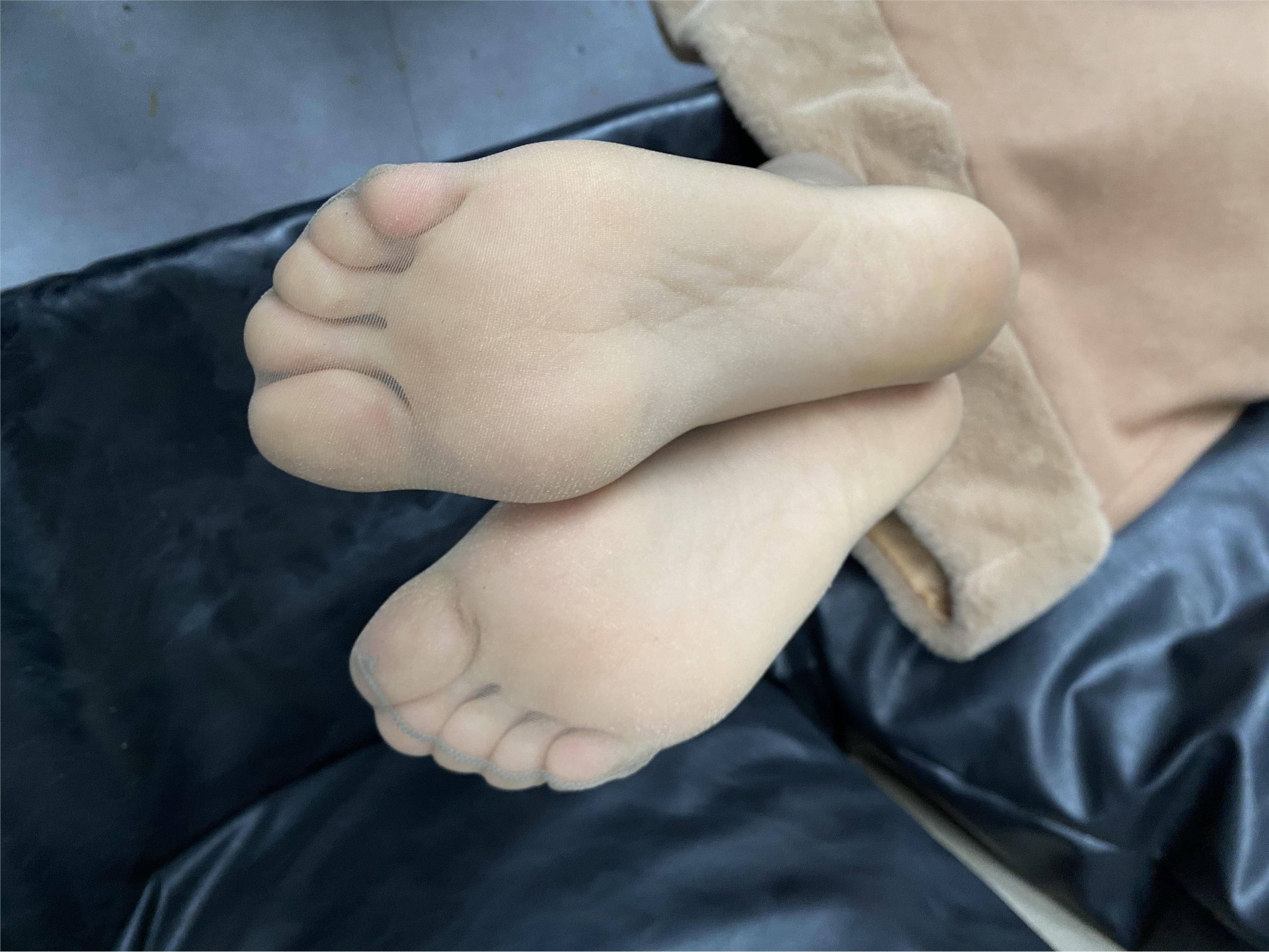 MussGirl慕丝女郎  NO.160 红色皮裙肉丝